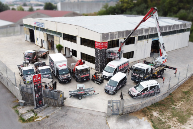 ecm-produttori-infissi-finestre-pvc-alluminio-serramenti-ancona-mezzi-2025ok