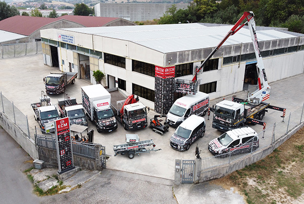 ecm-produttori-infissi-finestre-pvc-alluminio-serramenti-ancona-mezzi-202601